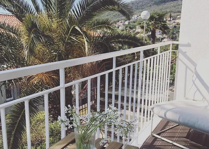 Mypalmassuite With Free Parking In Apartman Opatija